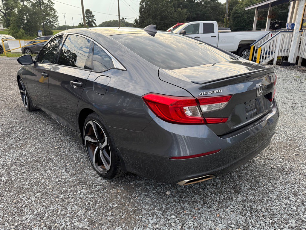 2019 Honda Accord Image 2