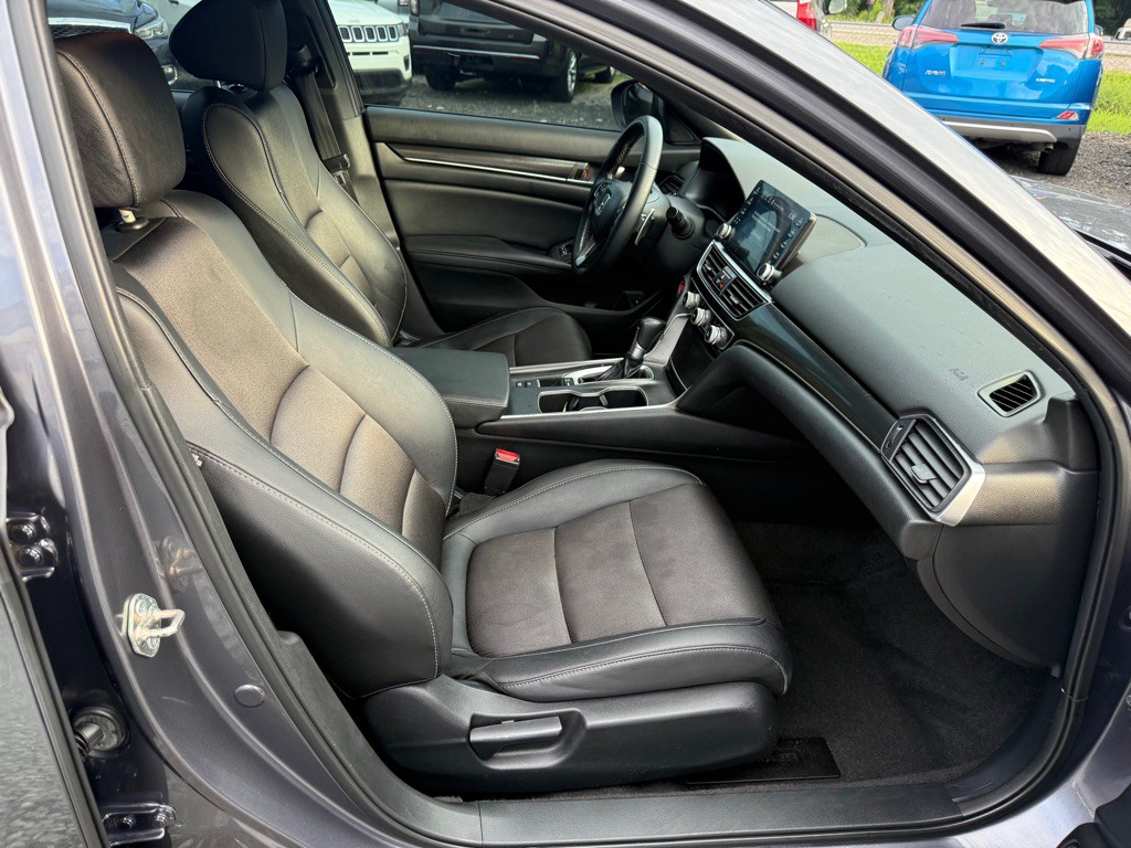 2019 Honda Accord Image 5