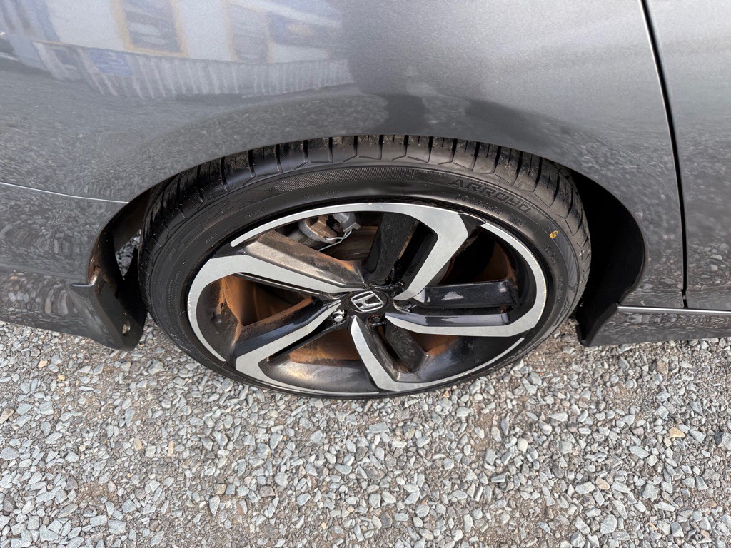 2019 Honda Accord Image 8