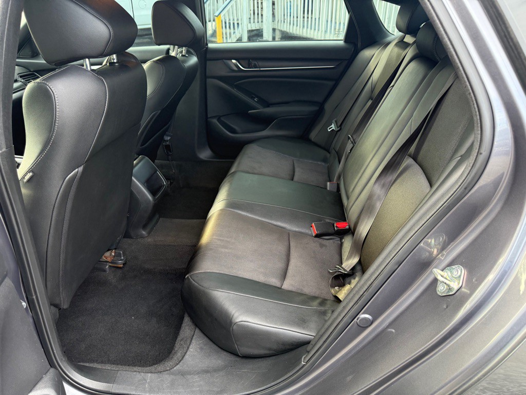 2019 Honda Accord Image 9