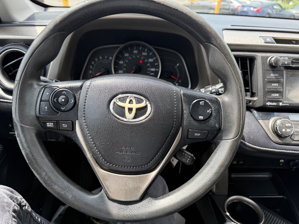2015 Toyota Rav4 Image 12
