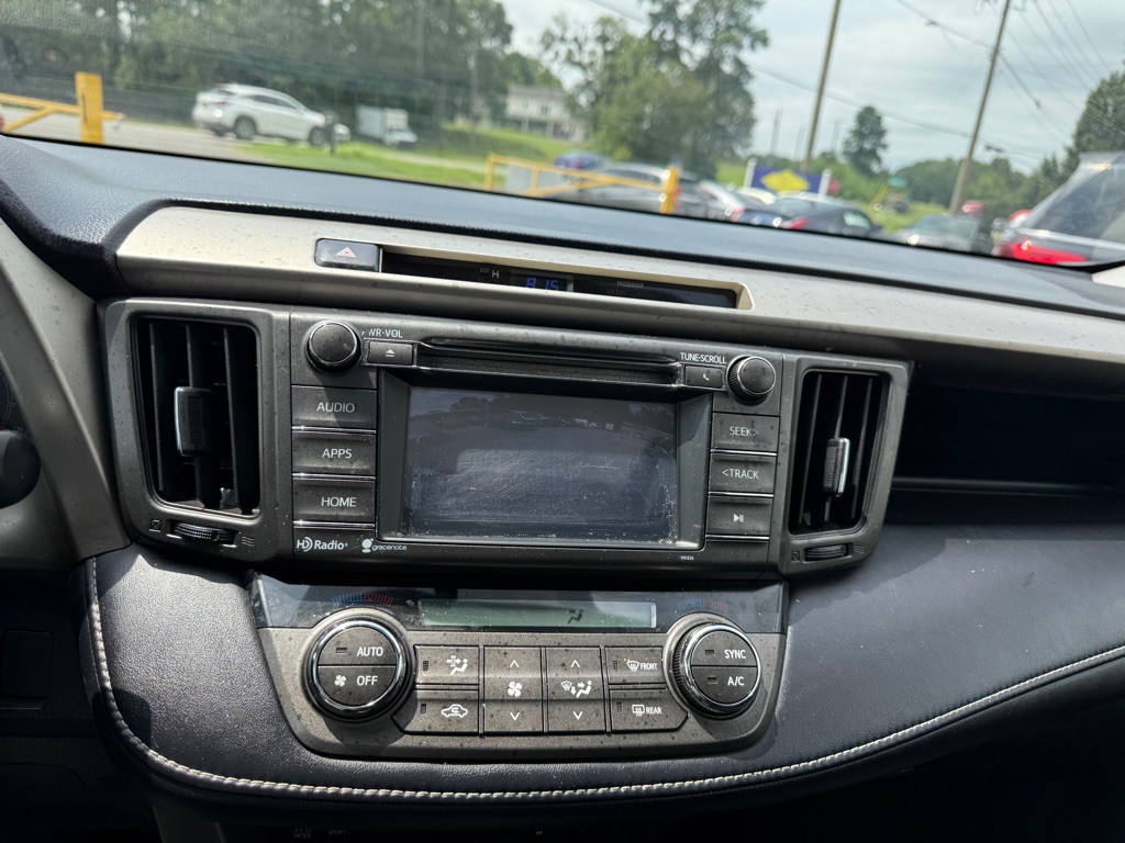 2015 Toyota Rav4 Image 15