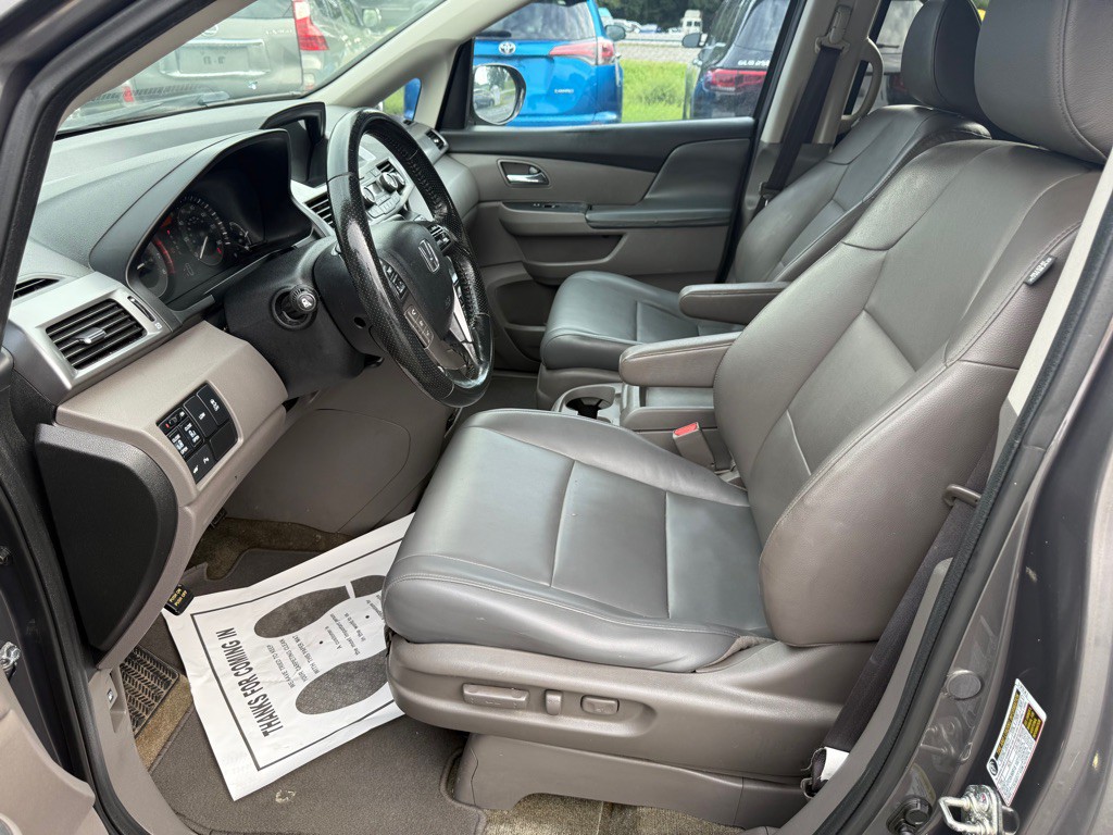 2014 Honda Odyssey Image 11
