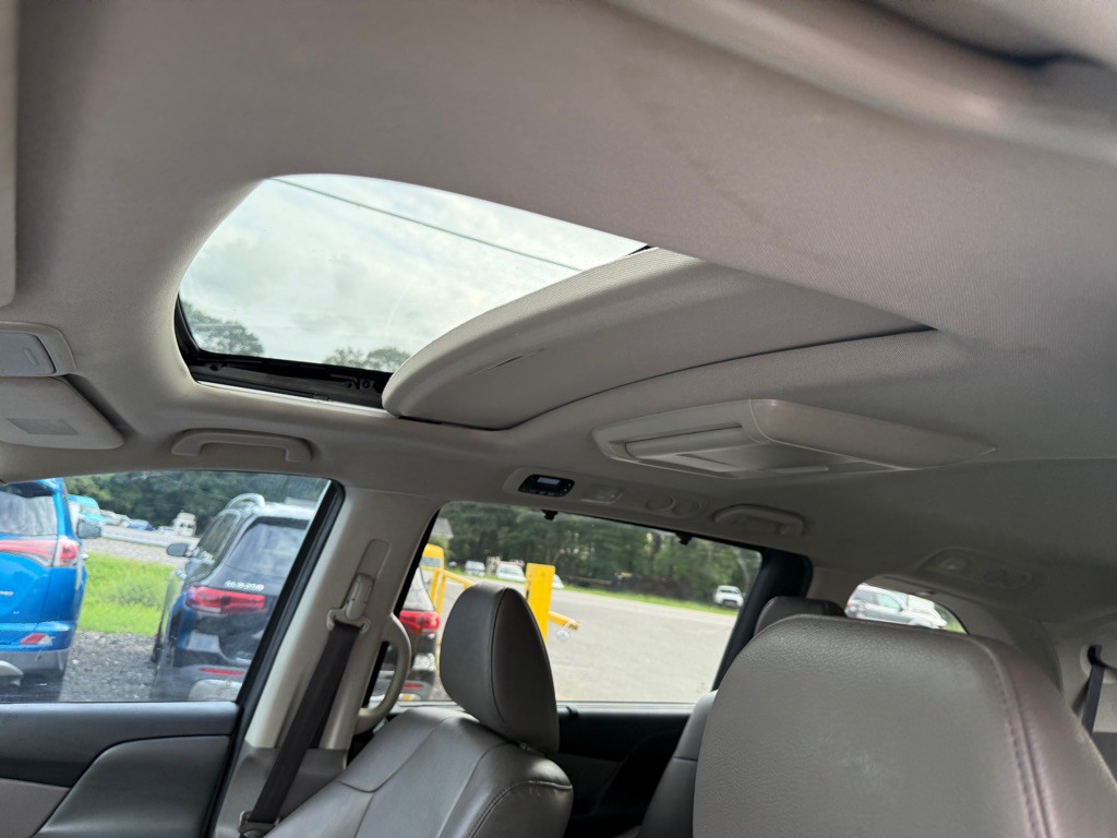 2014 Honda Odyssey Image 12