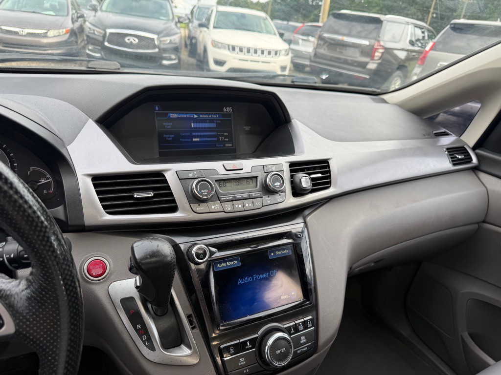 2014 Honda Odyssey Image 15