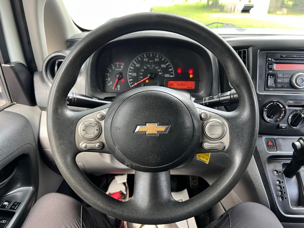 2017 Chevrolet Express Image 12