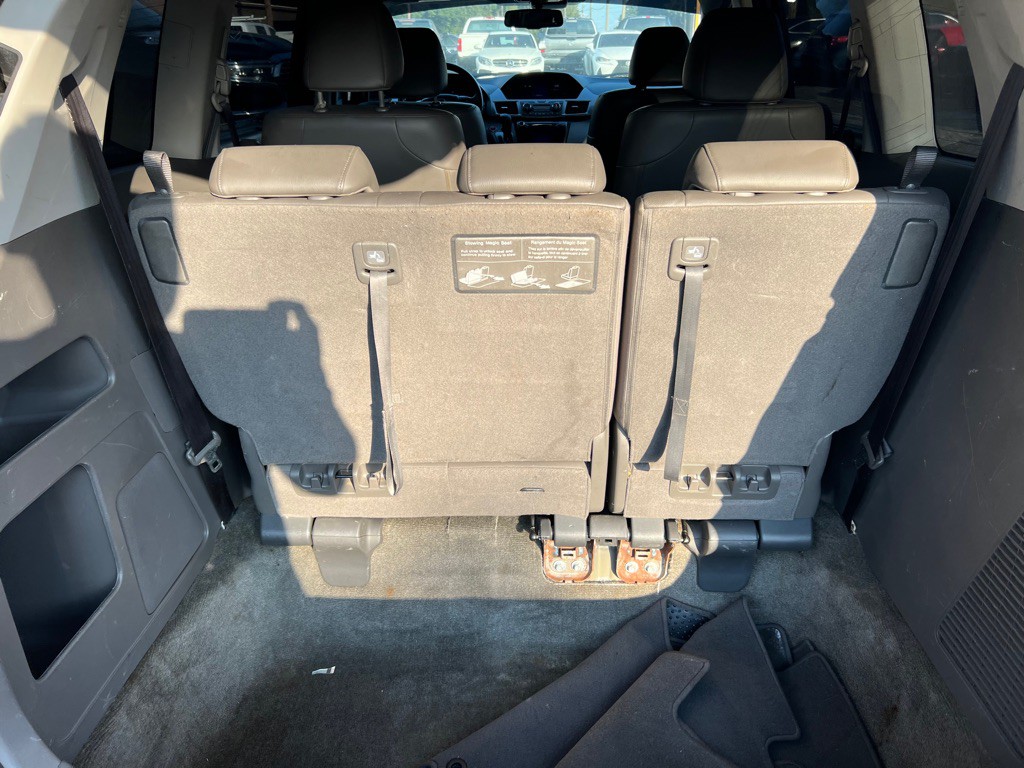 2015 Honda Odyssey Image 7