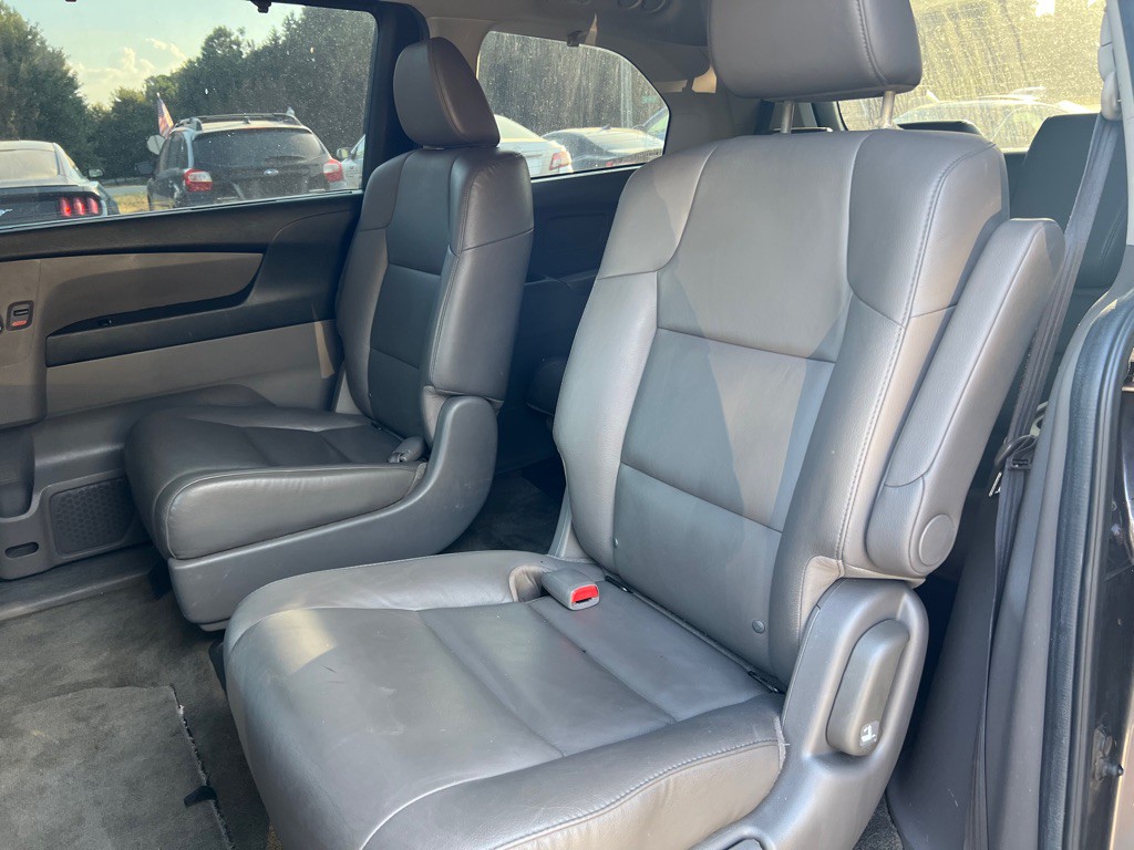 2015 Honda Odyssey Image 10