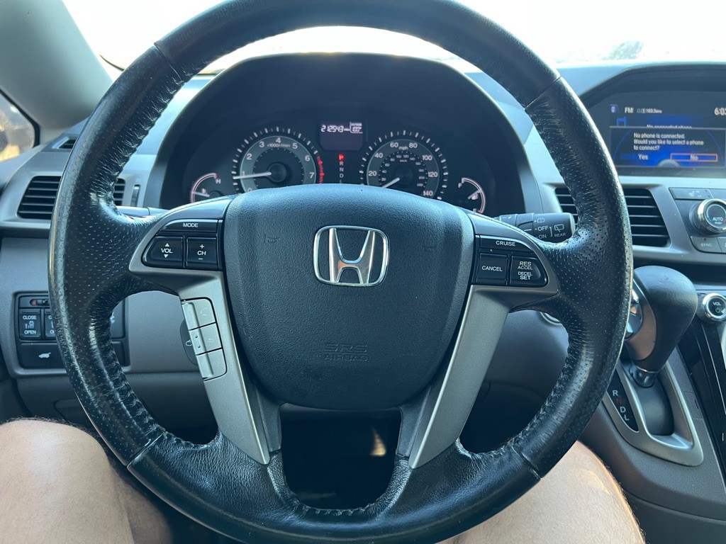 2015 Honda Odyssey Image 13