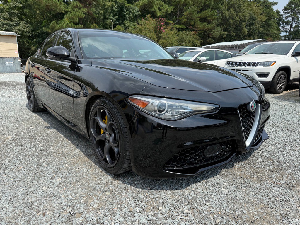 2018 Alfa Romeo Giulia Image 4