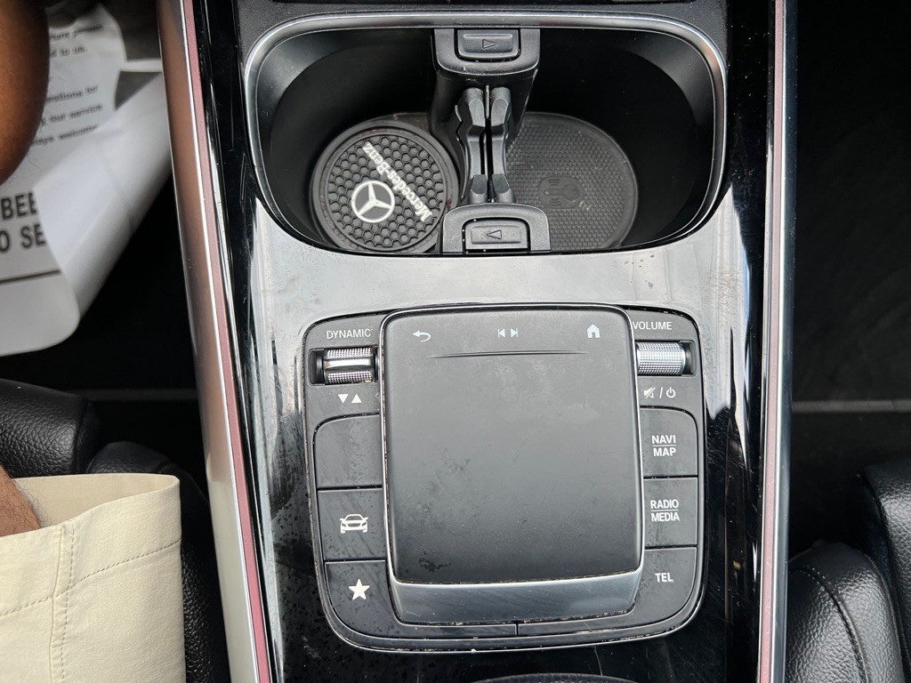 2021 Mercedes-Benz GLA-Class Image 18