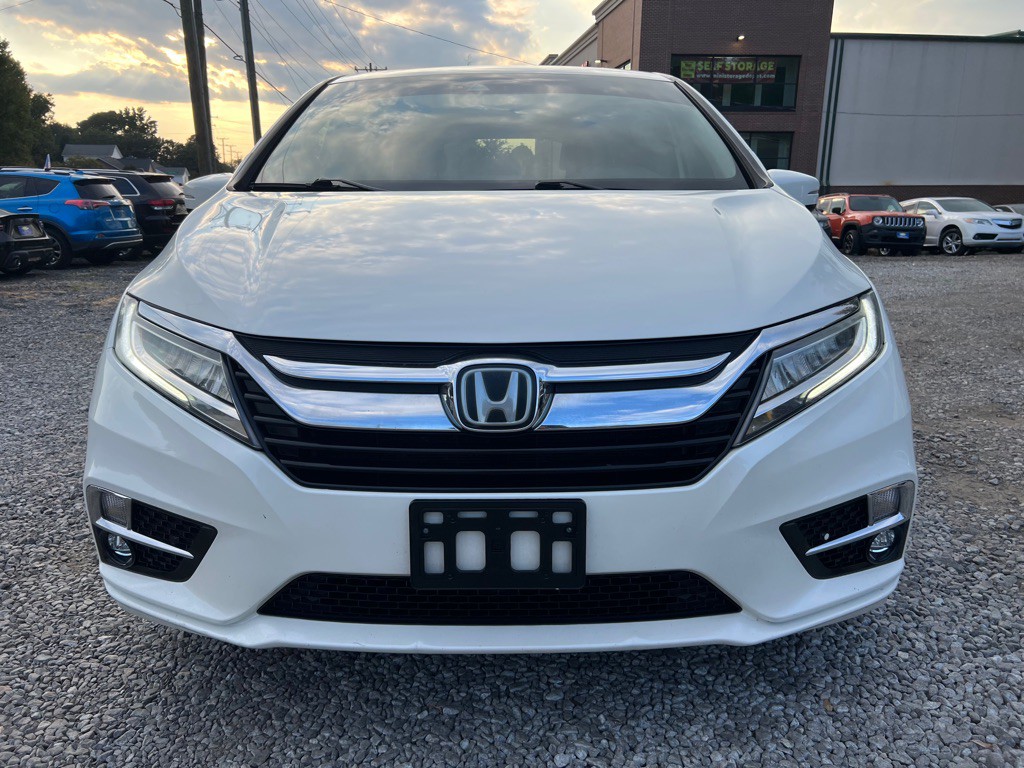 2018 Honda Odyssey Image 2