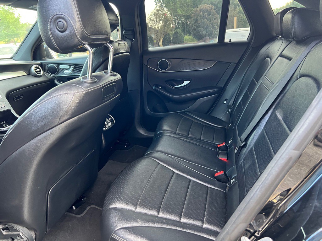 2018 Mercedes-Benz GLC-Class Image 10