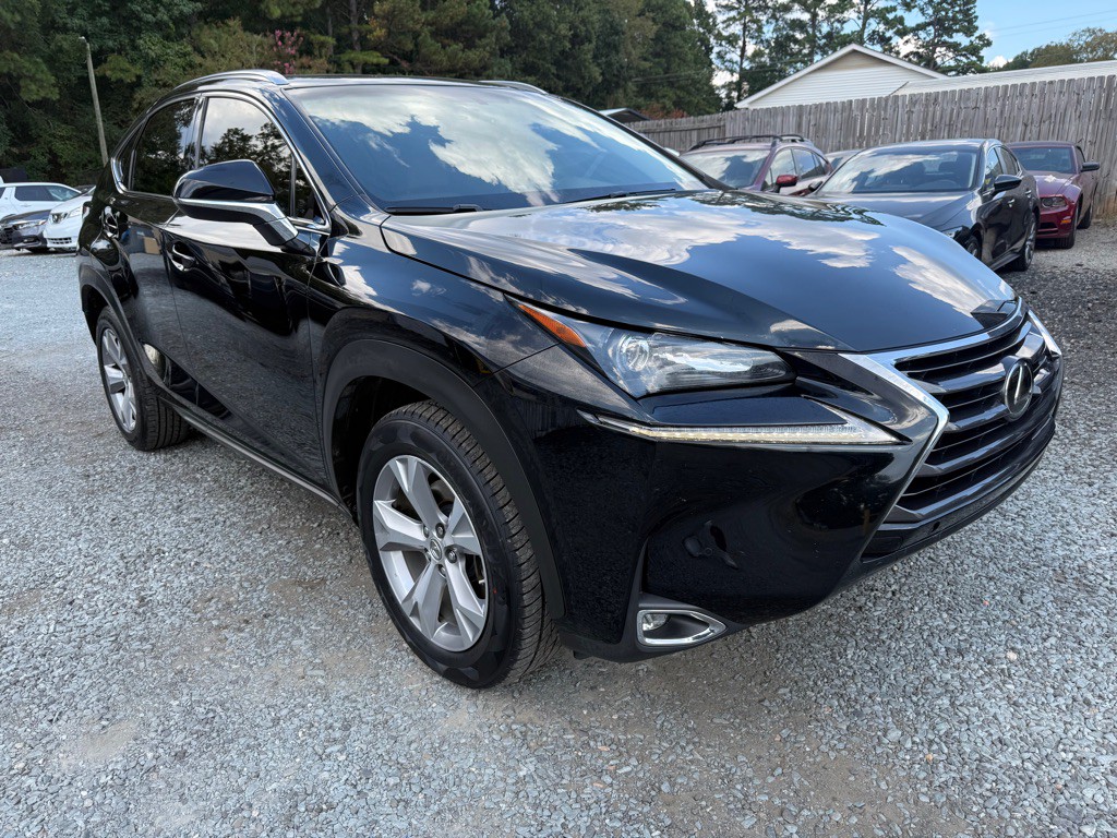 2017 Lexus NX Image 4