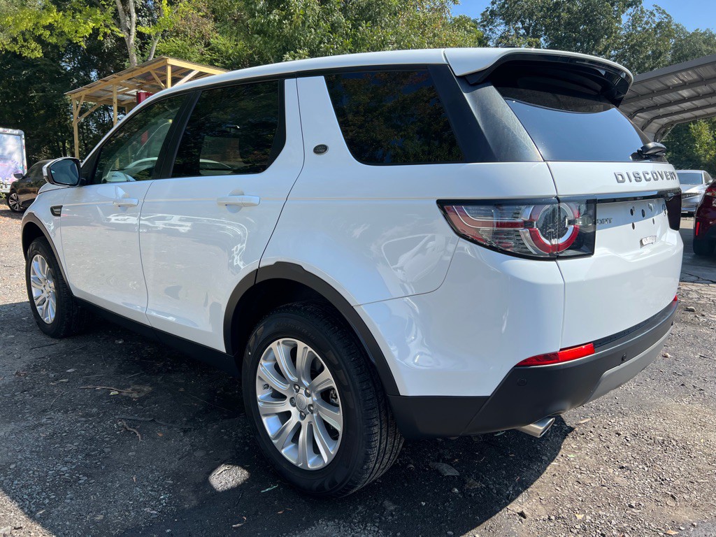 2018 Land Rover Discovery Sport Image 5