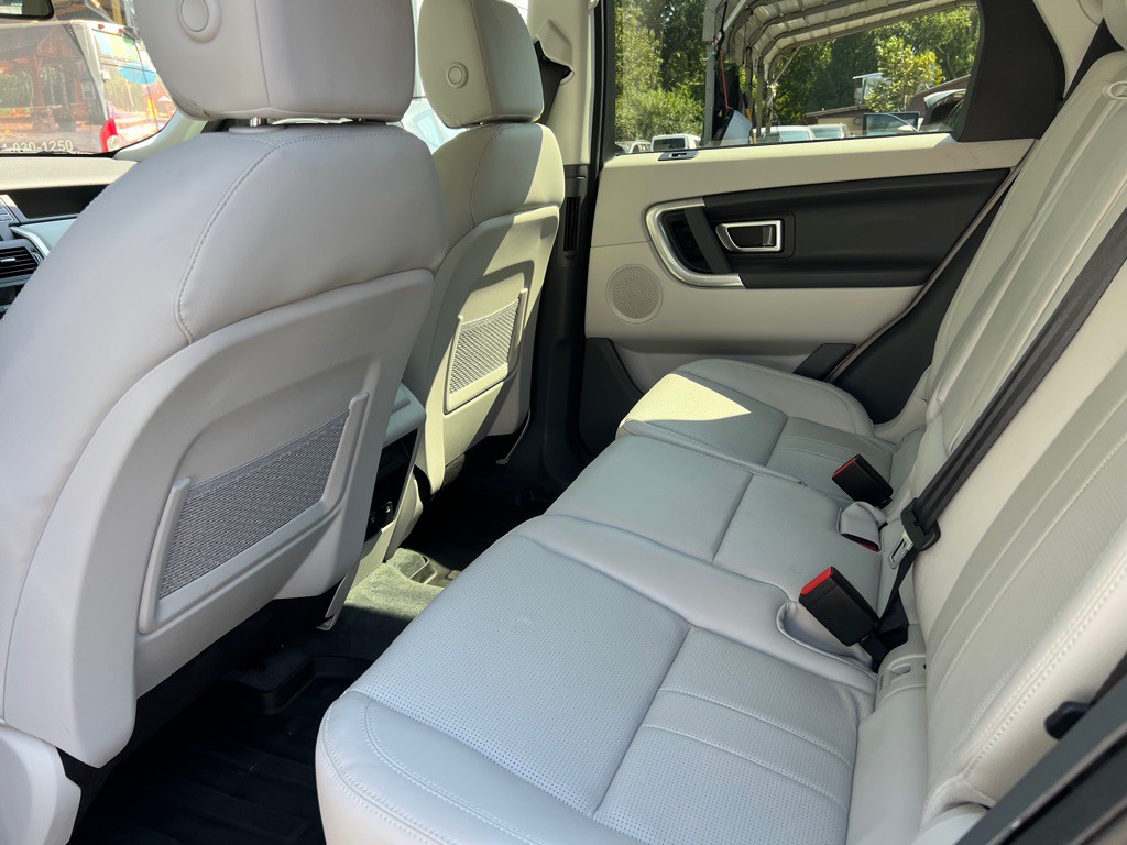 2018 Land Rover Discovery Sport Image 10