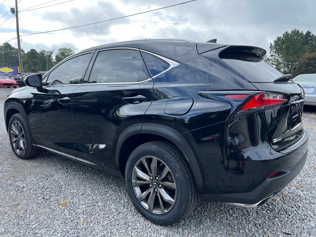 2017 Lexus NX Image 5