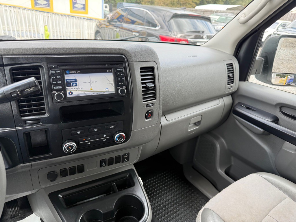 2018 Nissan NV Image 13