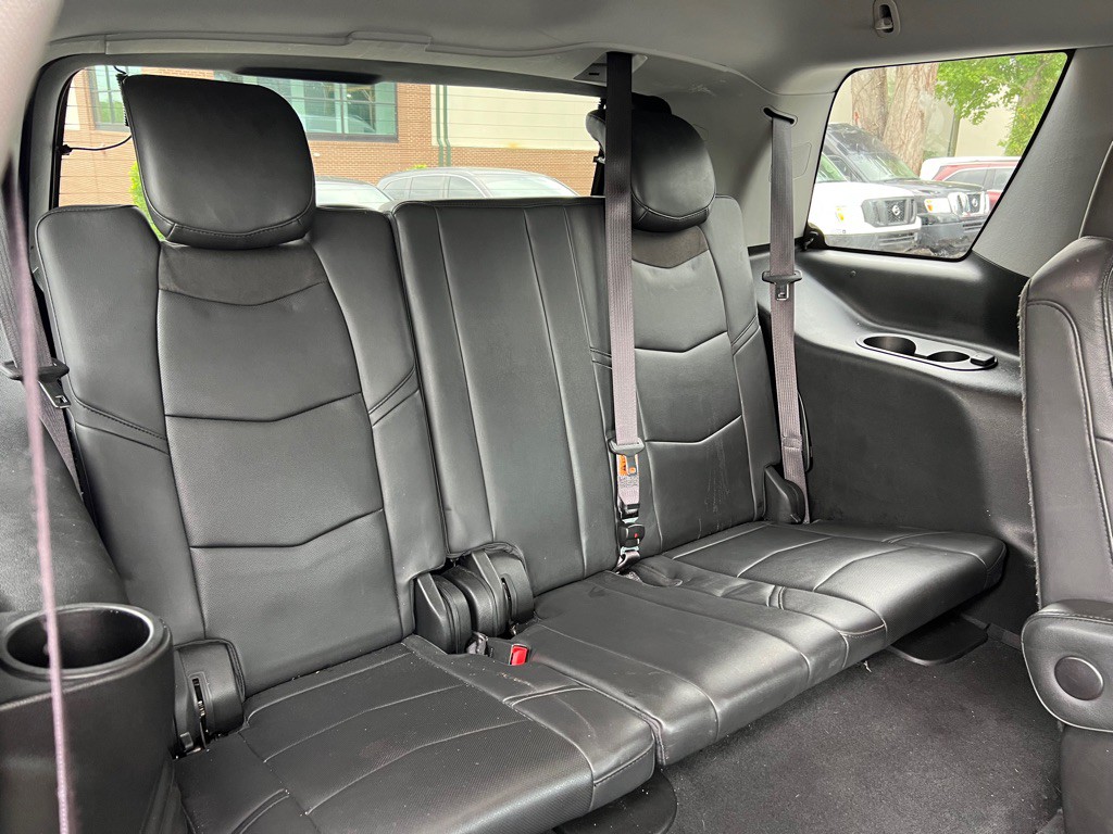 2017 Cadillac Escalade Image 14