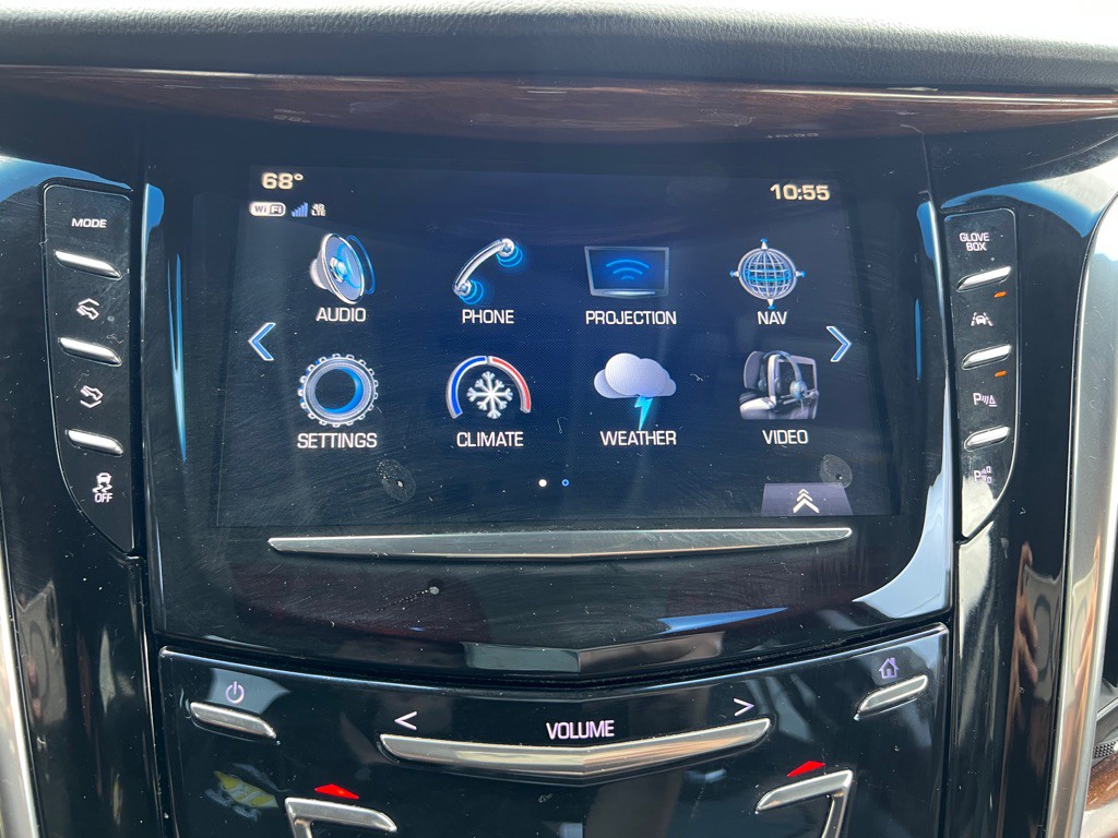 2017 Cadillac Escalade Image 20