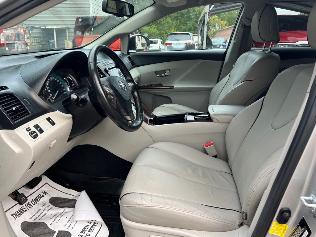 2012 Toyota Venza Image 9