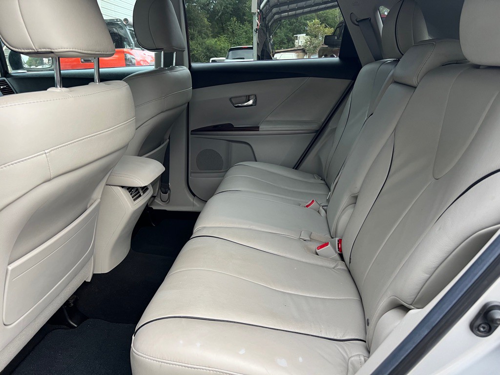 2012 Toyota Venza Image 10