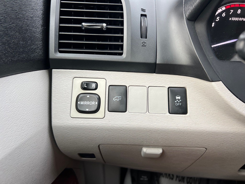 2012 Toyota Venza Image 18