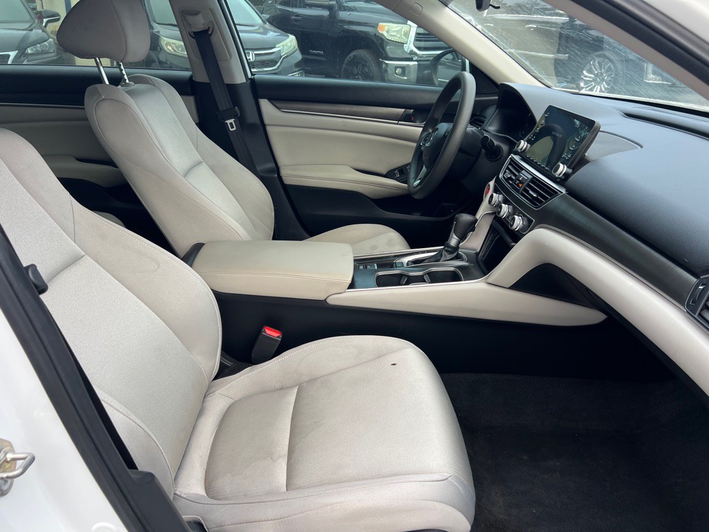 2020 Honda Accord Image 11