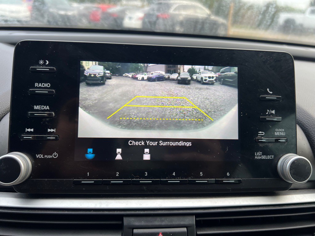 2020 Honda Accord Image 15
