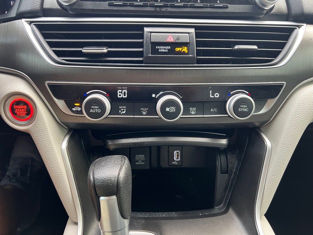 2020 Honda Accord Image 16