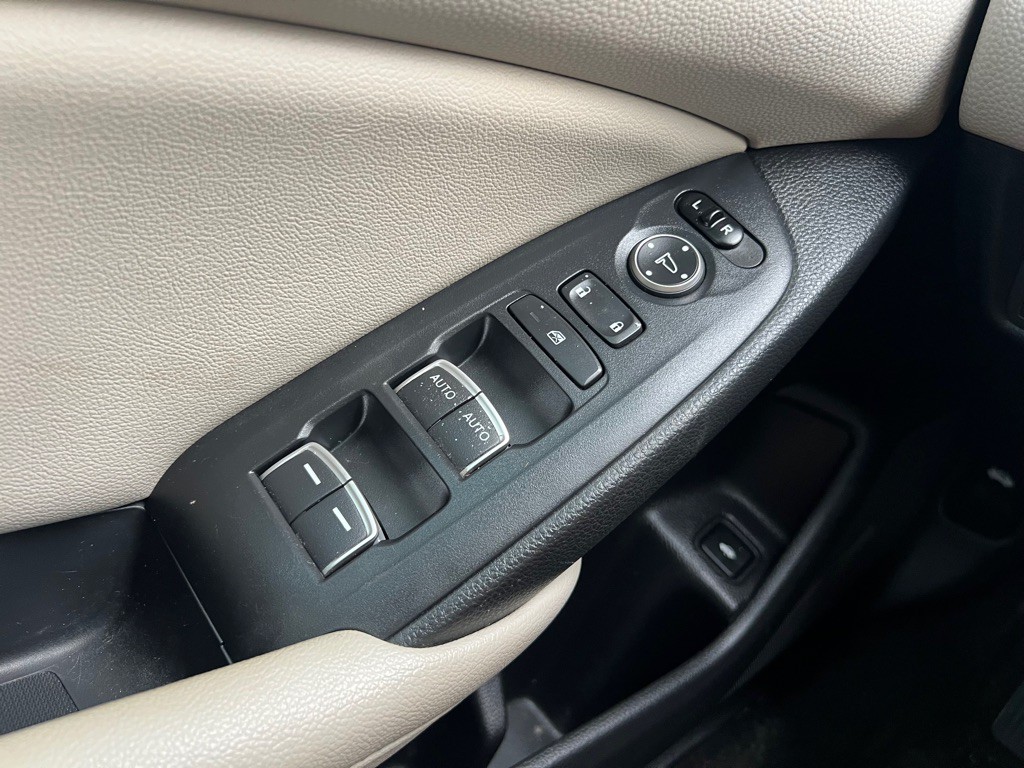 2020 Honda Accord Image 19