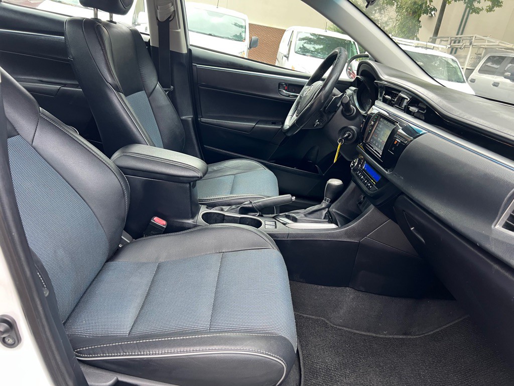2014 Toyota Corolla Image 11