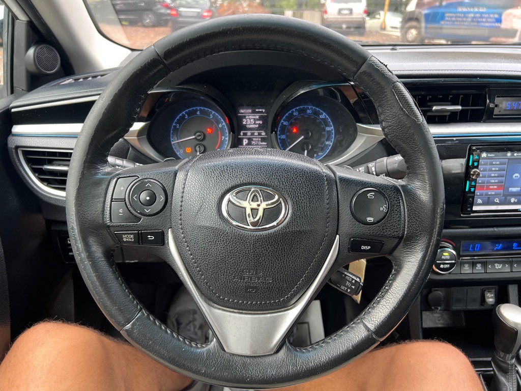 2014 Toyota Corolla Image 12