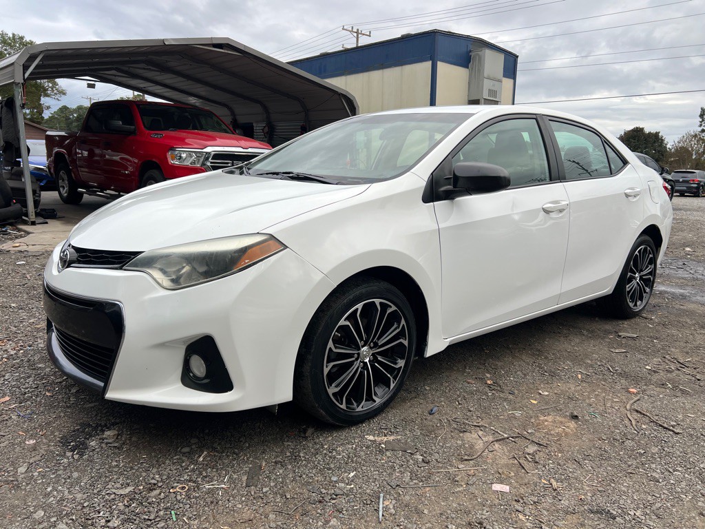 2014 Toyota Corolla Image 1