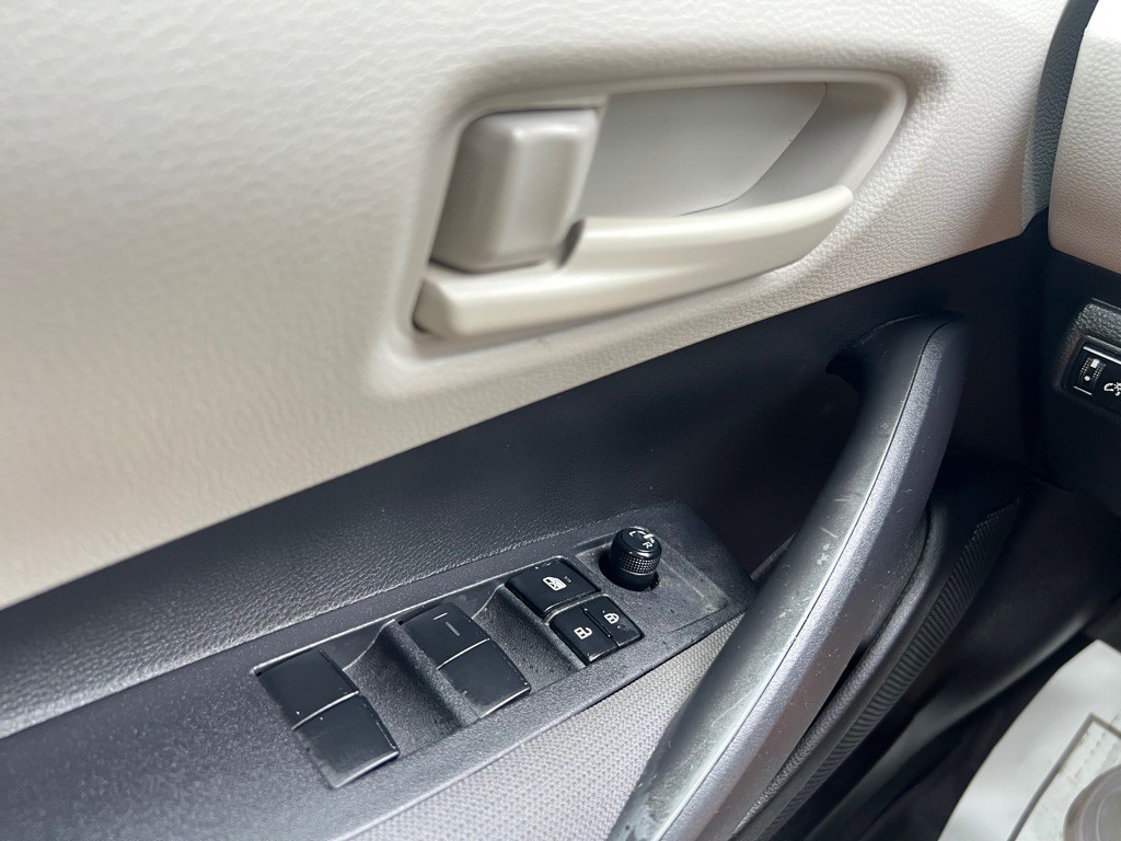 2023 Toyota Corolla Image 18
