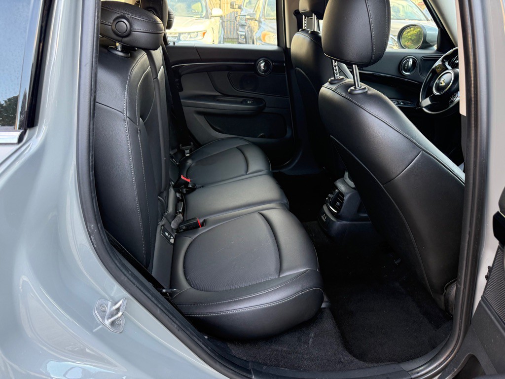 2022 MINI Cooper Image 7