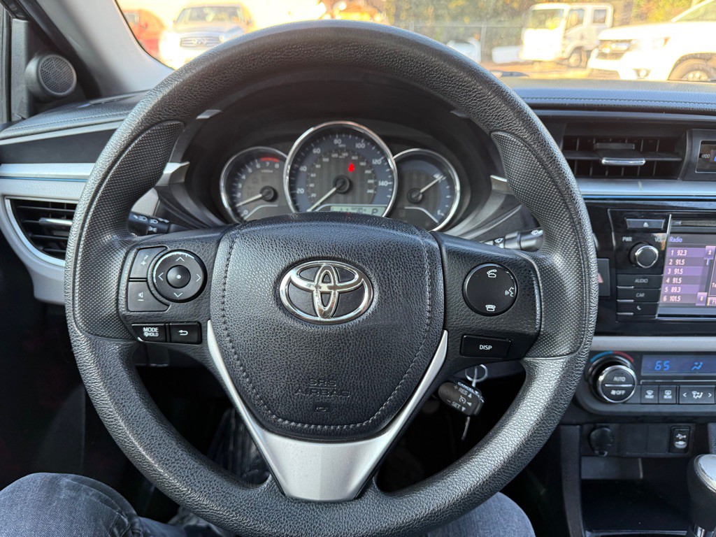 2014 Toyota Corolla Image 12