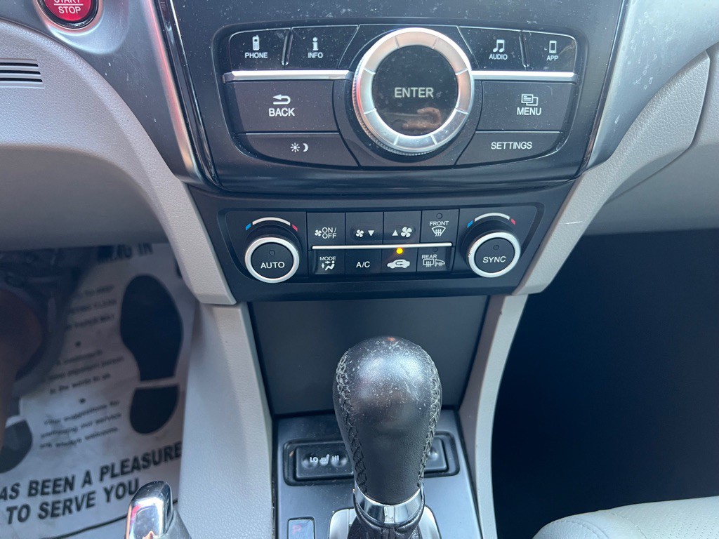 2016 Acura ILX Image 16
