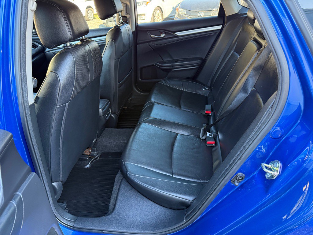 2016 Honda Civic Image 9