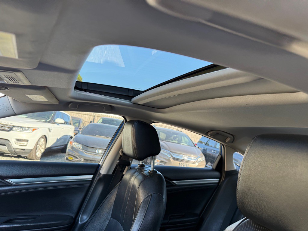 2016 Honda Civic Image 11