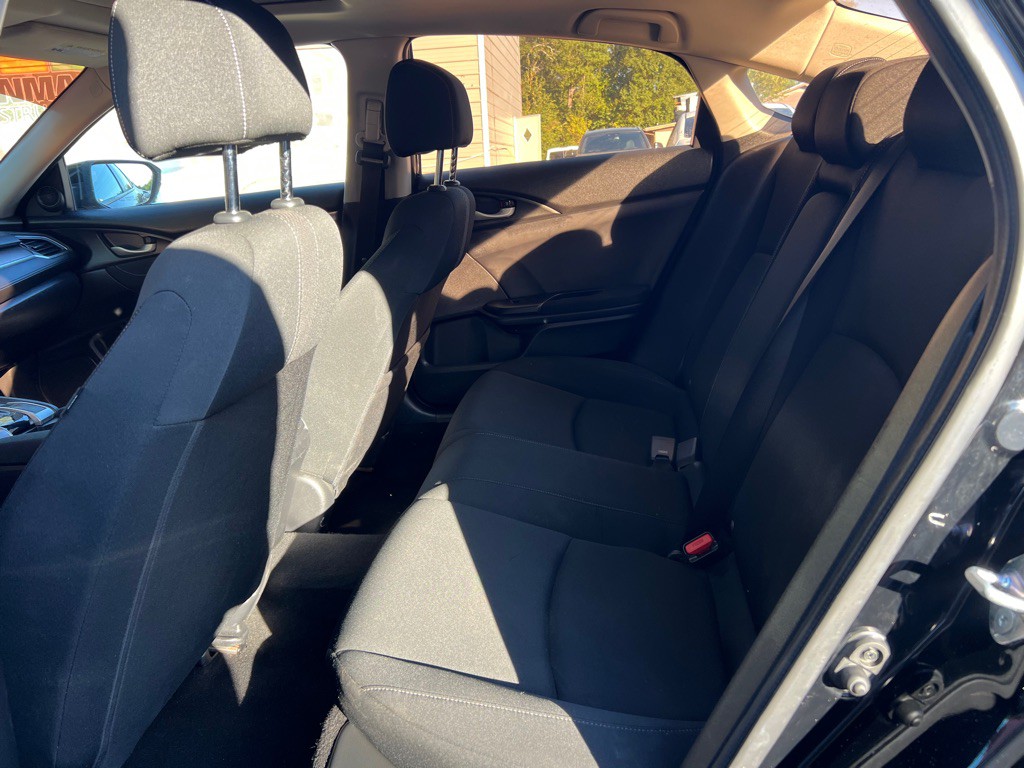 2018 Honda Civic Image 9