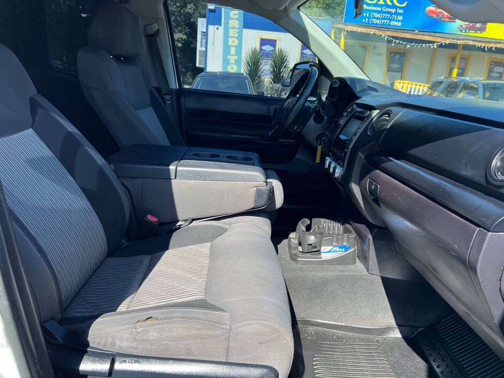 2016 Toyota Tundra Image 11