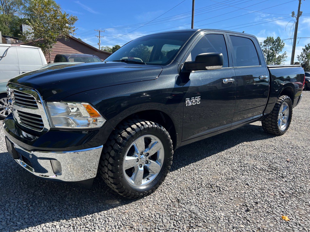 2018 RAM 1500 Image 1