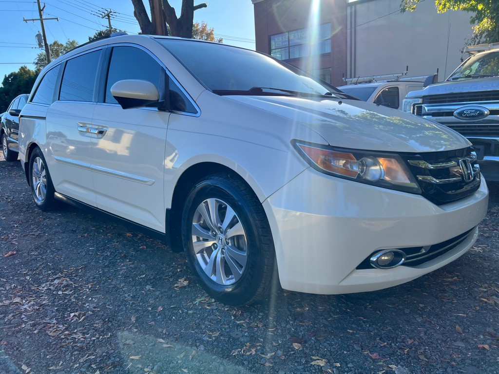 2015 Honda Odyssey Image 3