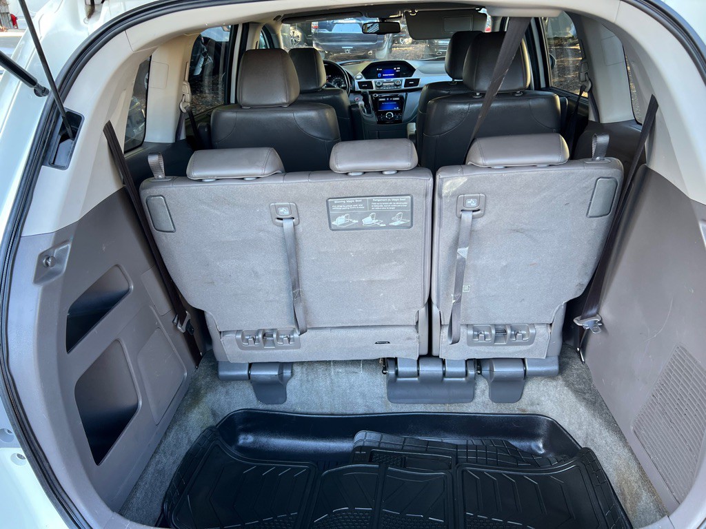 2015 Honda Odyssey Image 6