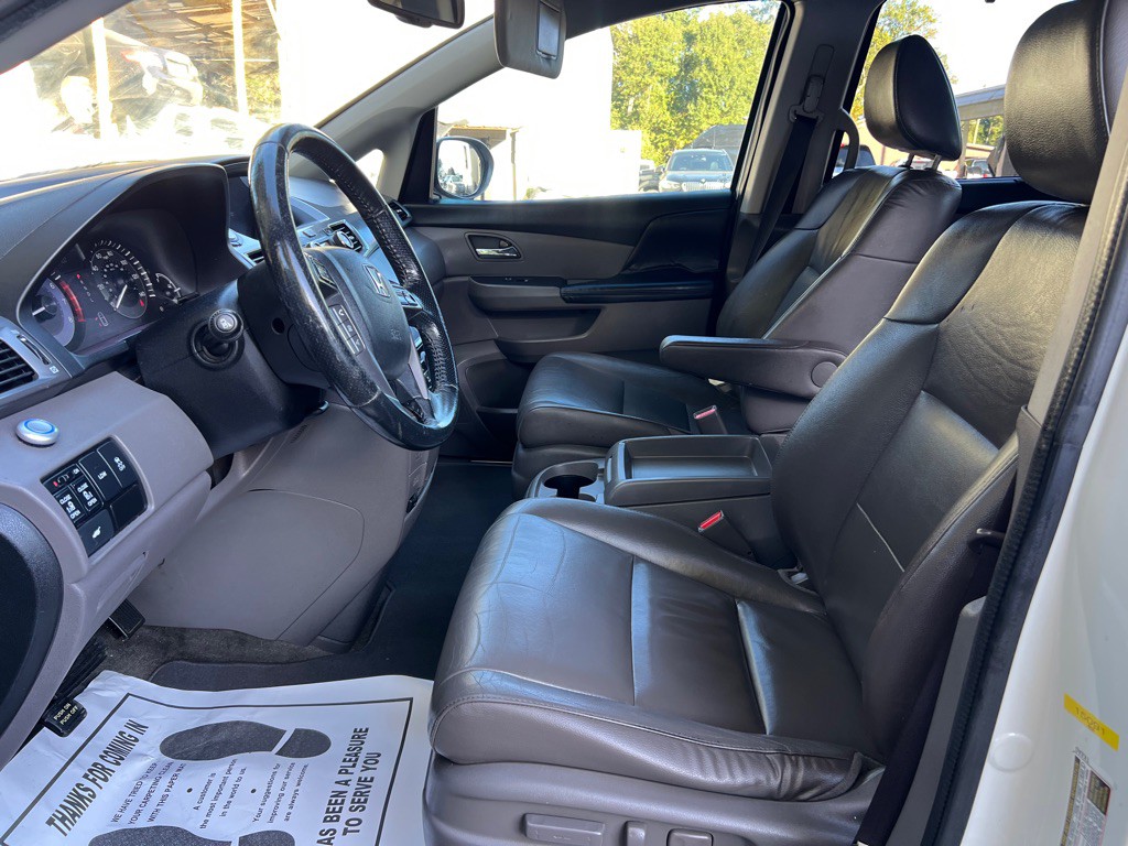 2015 Honda Odyssey Image 7
