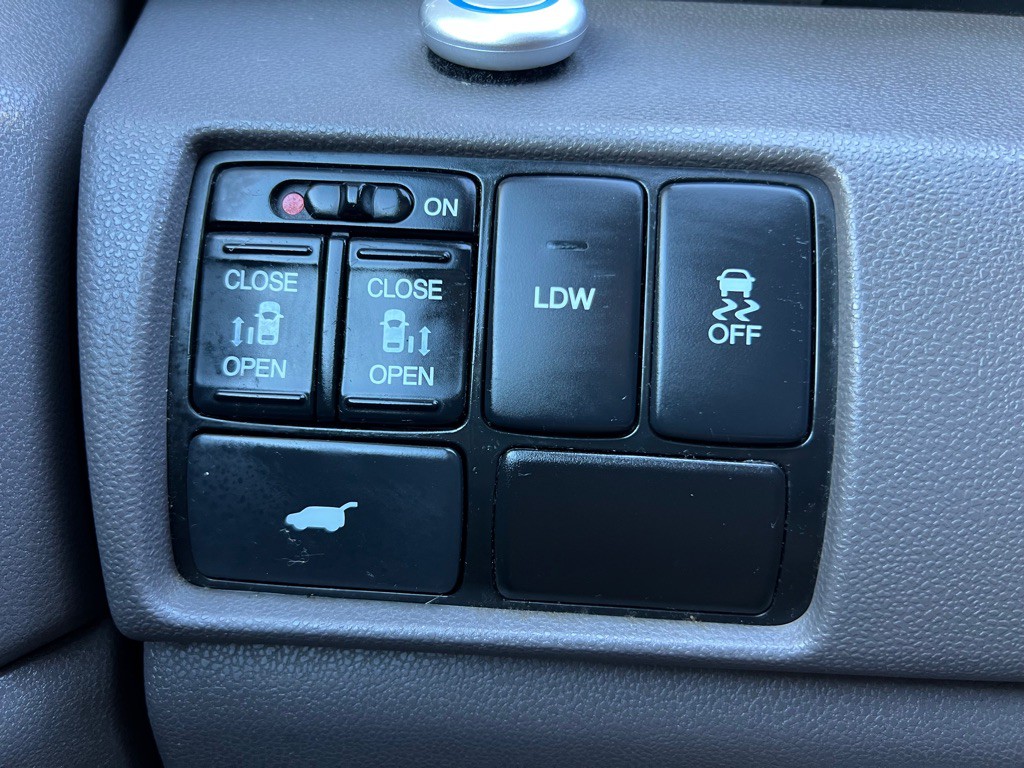 2015 Honda Odyssey Image 20
