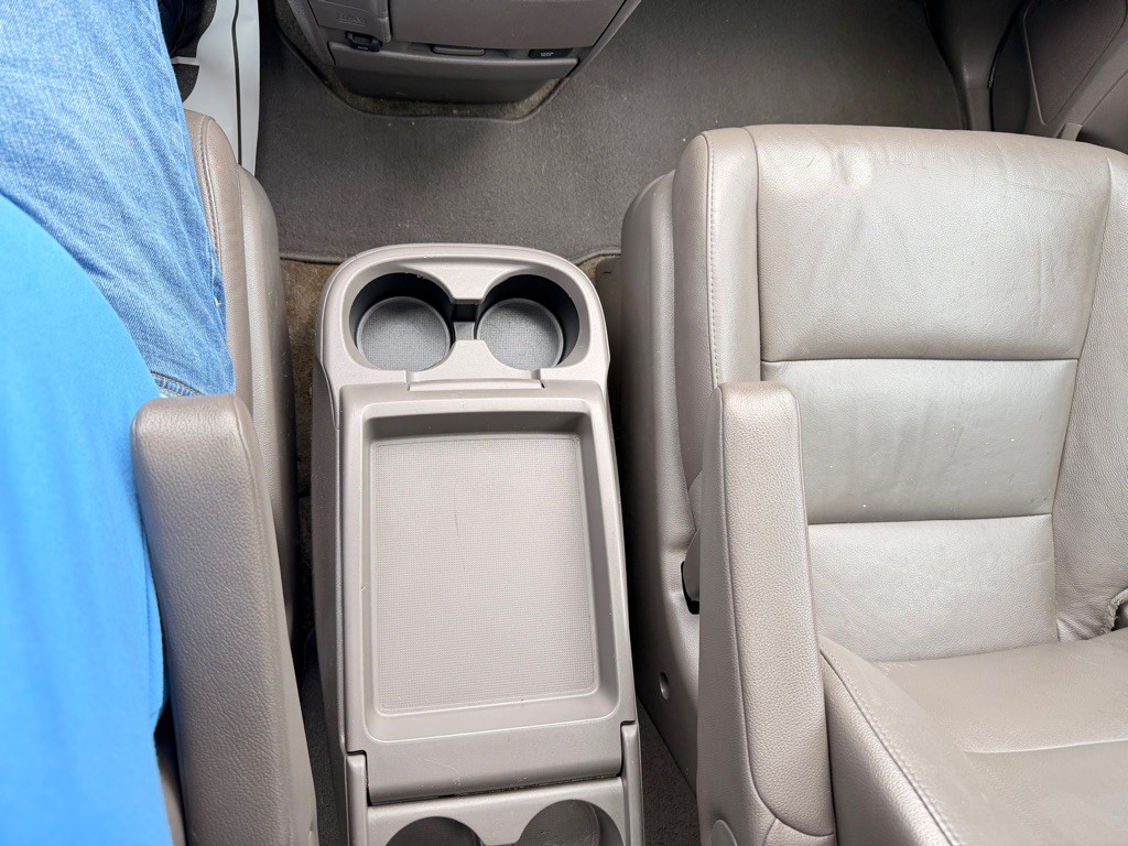 2015 Honda Odyssey Image 18