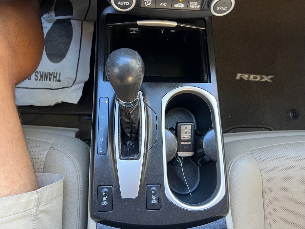 2016 Acura RDX Image 17