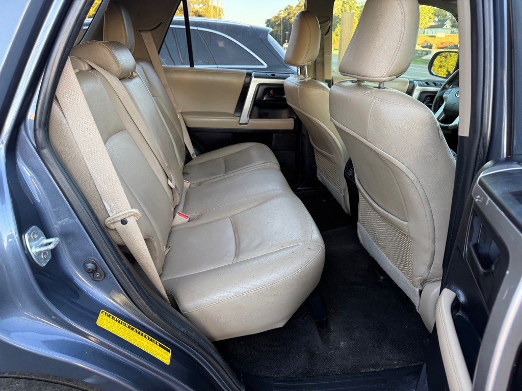 2013 Toyota 4Runner Image 8